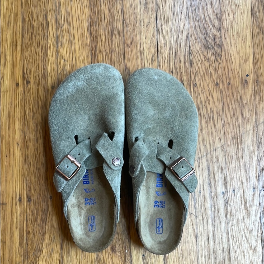 Birkenstock Green Slippers with Metal Buckles and Cork Sole